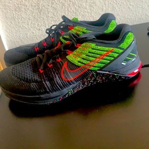 Men’s Nike grip metcon size 10